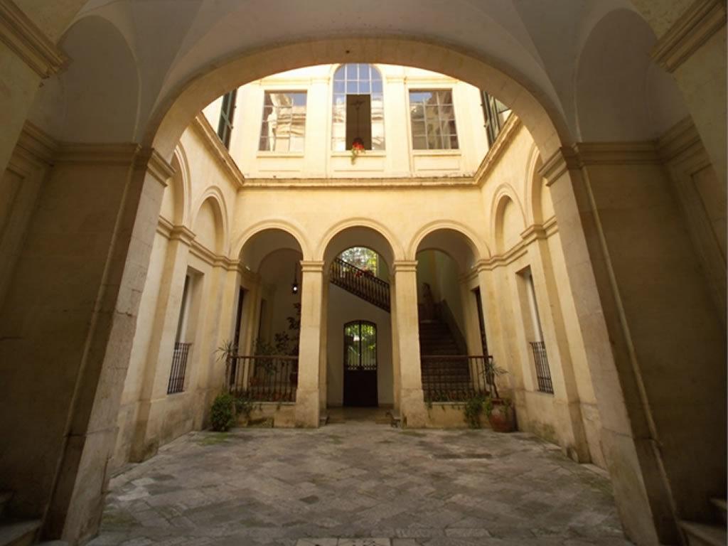 B&B L'Orangerie D'Epoque Lecce Dış mekan fotoğraf