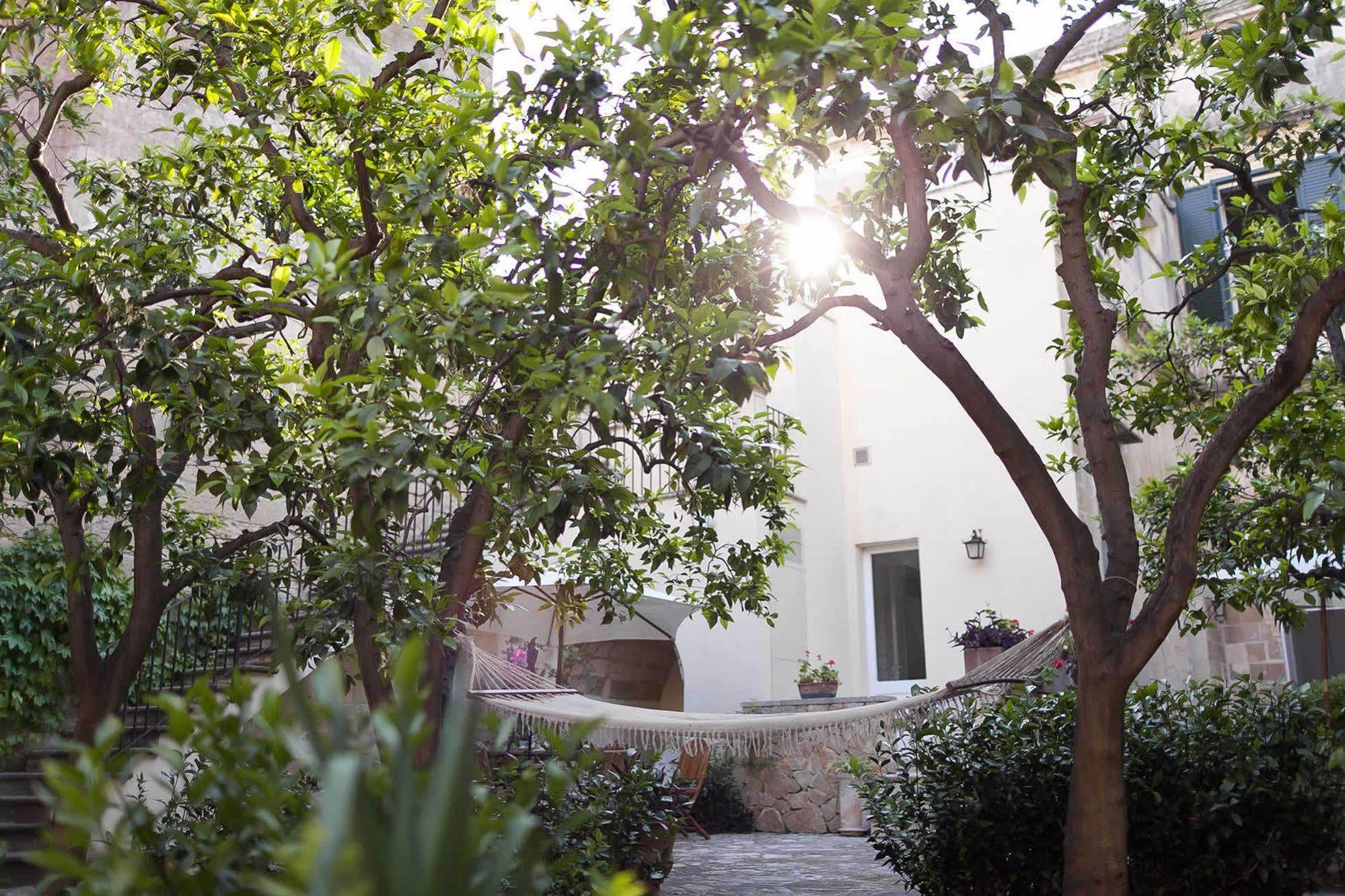B&B L'Orangerie D'Epoque Lecce Dış mekan fotoğraf